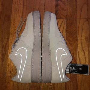 Rare hot find! Mens Nike Air Force 1 Low '07 LV8 Suede! Size 11.5